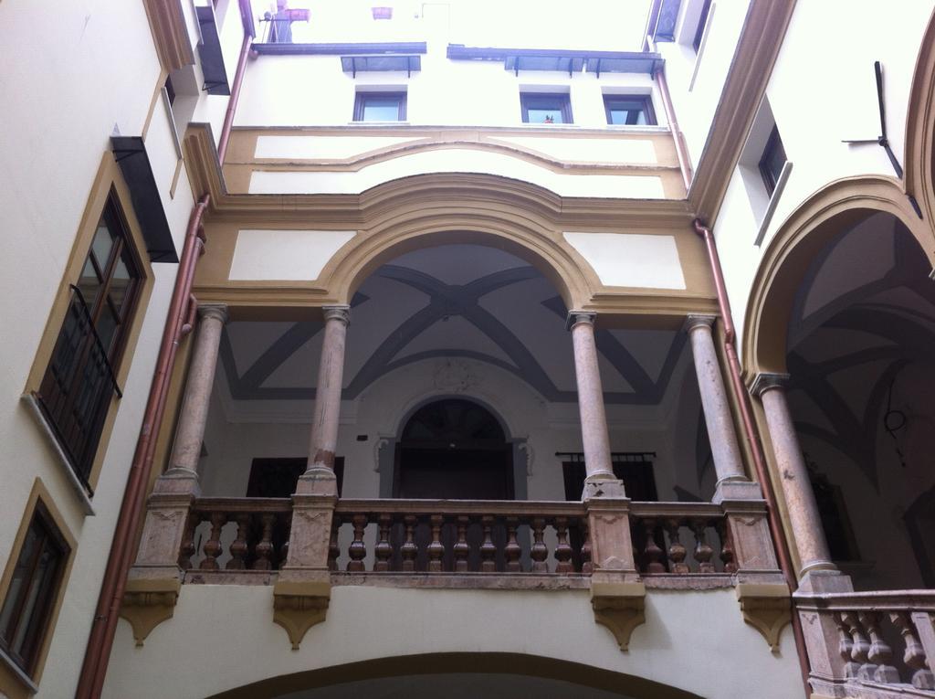 Apartment Foresteria Dell' Alloro